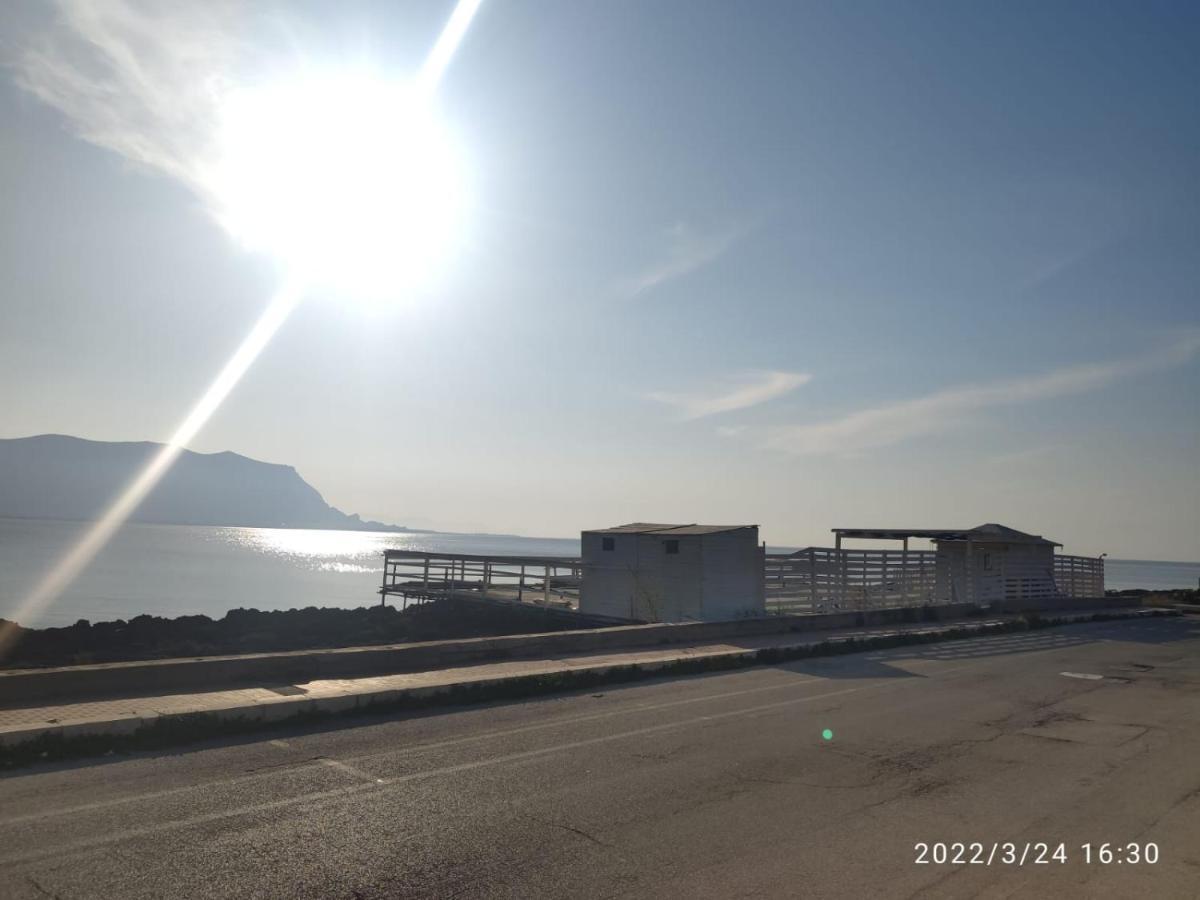 Holiday Home Sulmare อิโซลา เดลเล เฟมมิเน ภายนอก รูปภาพ